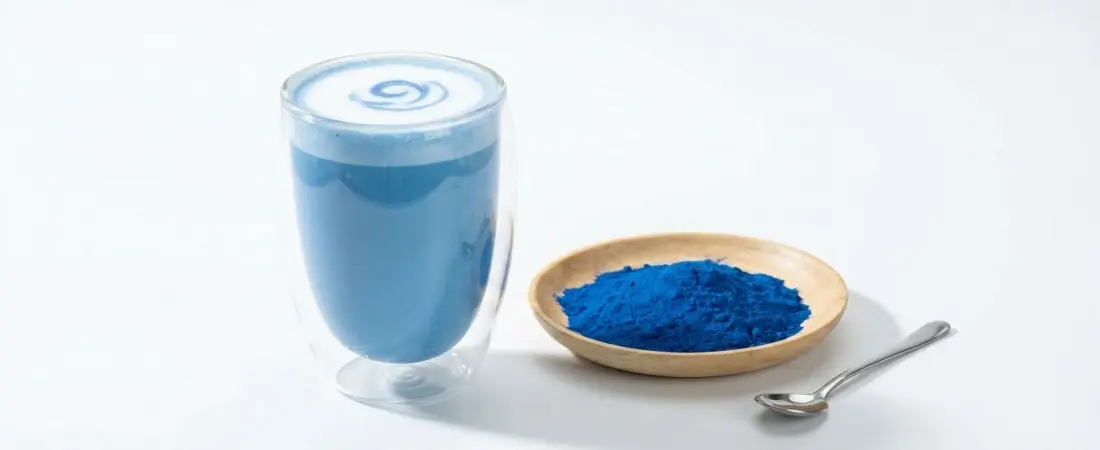 Blue spirulina phycocyanin for beverage